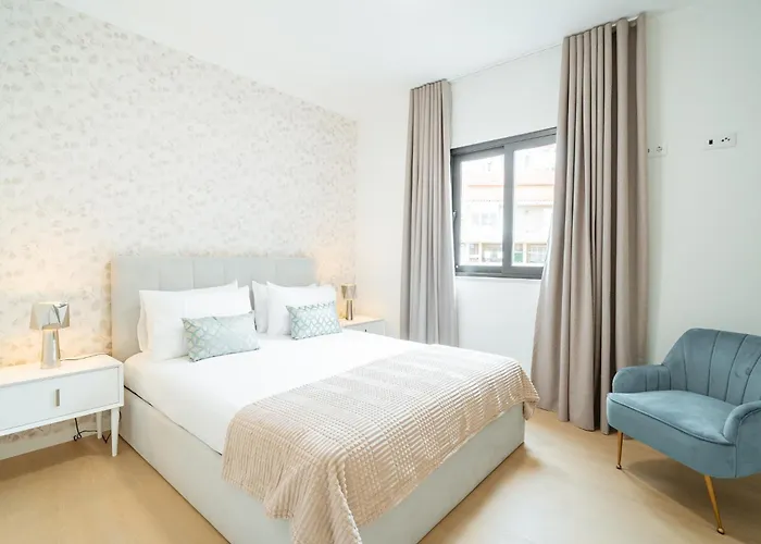 Nora Charming - Pool -10m Walk Center *