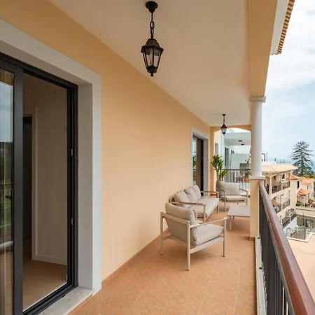 Appartamento Nora Charming - Pool -10m Walk Center Funchal (Madeira)