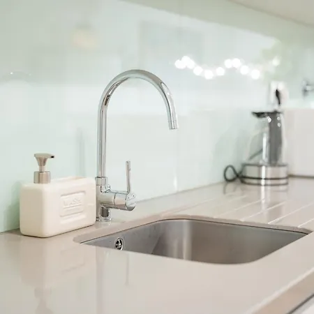 Nora Charming - Pool -10m Walk Center