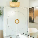 Nora Charming - Pool -10m Walk Center 아파트 푼샬