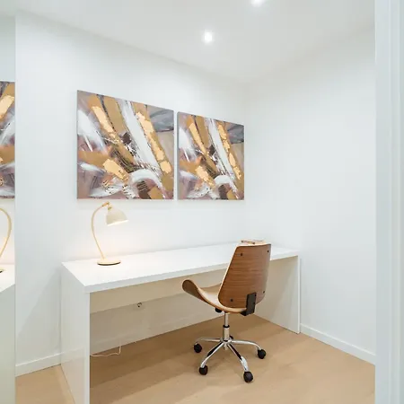 Nora Charming - Pool -10m Walk Center