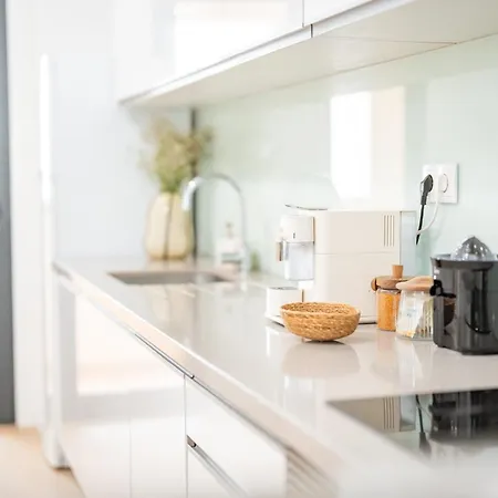 Nora Charming - Pool -10m Walk Center Апартаменты *