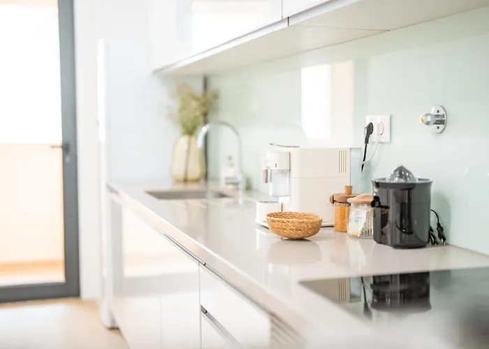 Nora Charming - Pool -10m Walk Center Apartment *