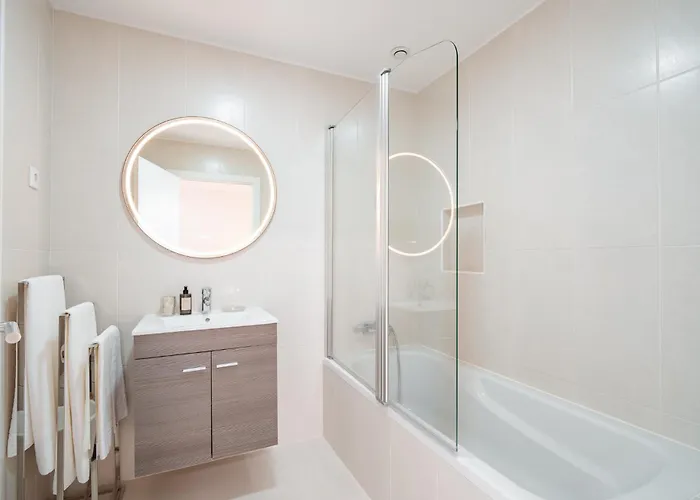 Appartamento Nora Charming - Pool -10m Walk Center *