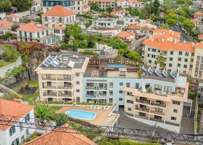 Nora Charming - Pool -10m Walk Center Appartamento Funchal (Madeira)