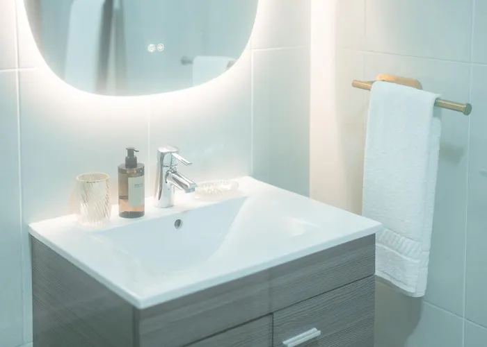 Appartamento Nora Charming - Pool -10m Walk Center