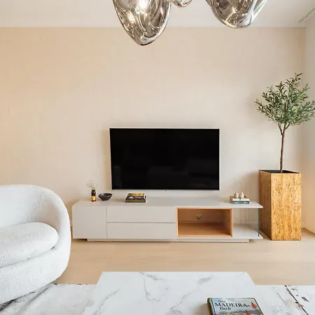 Nora Charming - Pool -10m Walk Center Daire *