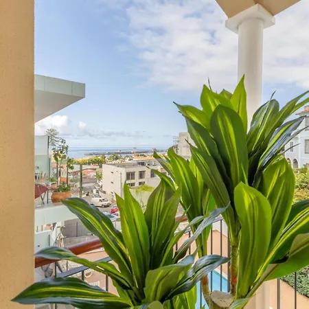 Nora Charming - Pool -10m Walk Center Daire