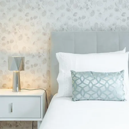 Nora Charming - Pool -10m Walk Center *